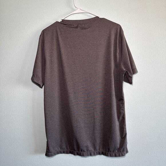 Vuori Tradewind Performance Pocket Tee Shirt Men's Medium Athletic Lightweight - Picture 6 of 6